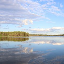 Valkeisjärvi.